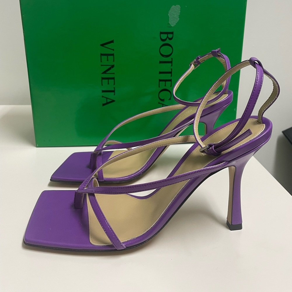 Bottega Veneta Purple Strappy Sandals with Square Toe